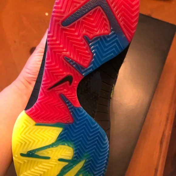 Kobe IV protro wizenard Brand New. Opened for pictures only